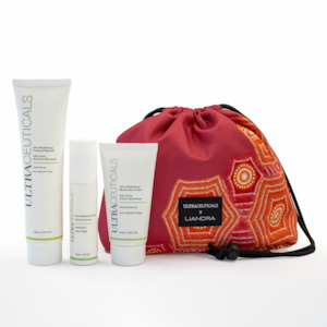 Luxury Gifts: Ultraceuticals Christmas Pack -  Glow Getter