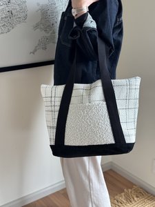 B&B City Tote - Cream Queen II - Burlap & Bright