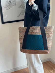 Products: B&B City Tote - Mid-Century marvel - Burlap & Bright