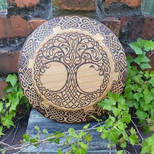 Products: Celtic Bread Board - Burnt Offerings