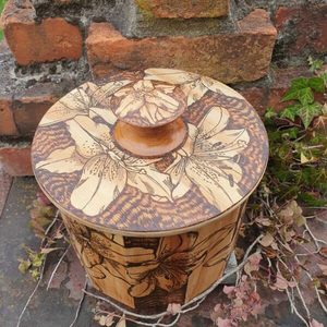 Products: Twelve Sided Container - Burnt Offerings