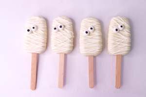 Halloween: Halloween Treat Box - Cakesicles