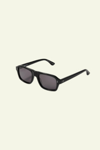 Eyewear: Mono - Black Polished / Black Polarized