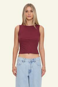 Bounty Tank - Garnet Red