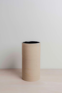 Ceramics: Ceramic Vase - 20cm - Black Glaze