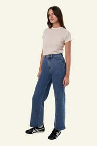 Holly Stretch Jean: Holly Stretch Jean - Vintage Rinse Blue