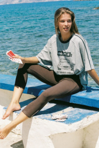 Warm Hello Racer Tee - Grey