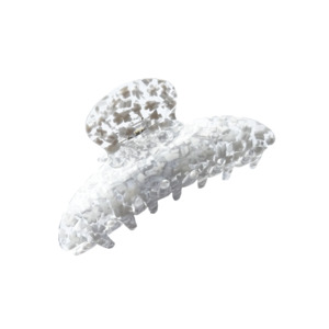 Frontpage: Elle in Daisy Chains