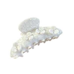 Elle Claw Clip in Fior de Latte