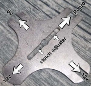 DASH SWITCH MOUNTING NUT KEY