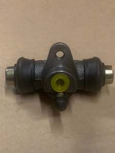 Beetle: Wheel cylinder, rear - Beetle/Ghia 1964 to 1967