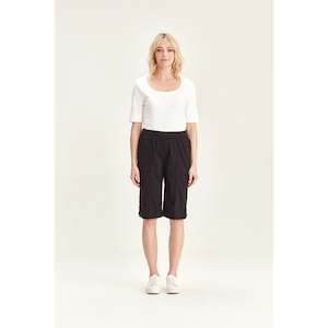 Verge Acrobat Collection: Acrobat Rolled Short black