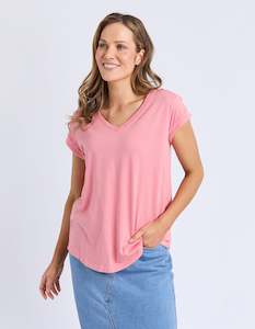 Manley V Tee Rose