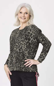 Olga Top Grey Leopard
