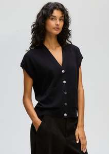 Button Vest black