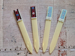 Products: Paper Creaser - 'Bone' Folder Unpinned Creative