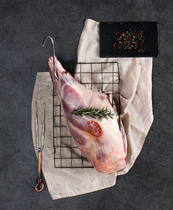 Products: Coldstream Pure Lamb Leg Roast
