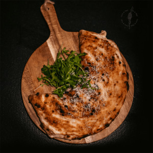 Products: Calzone Spicy Spianata