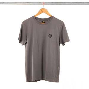 Banner T-shirt SS - Rough Cut