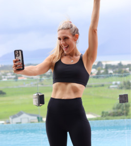 3 Discount Collection: Crossover Sports Bra - Evolve Bra