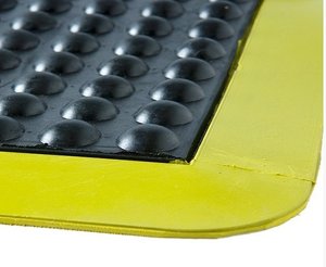 BUBBLE MAT - 900mm X 600mm - Black/Yellow