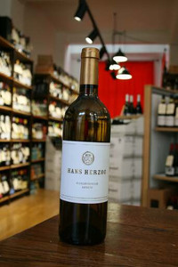 Products: Hans Herzog - Arneis 2017