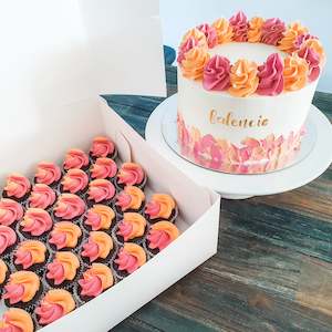 Cake And Cupcake Set: Signature Cake and Mini Cupcake Set