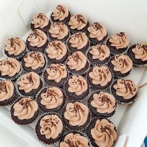 Ready Today Tomorrow: Classic Chocolate Mini Cupcakes