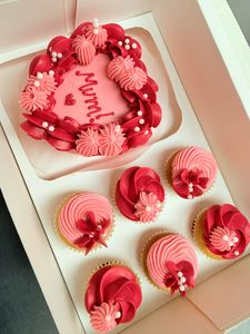 Mother’s Day Bento heart Cake with Mini Cupcakes