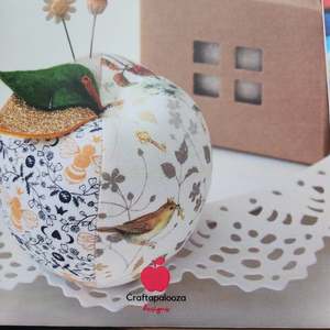 Apple pincushion