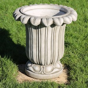 Dragonstone Chilgrove urn - California Home & Garden
