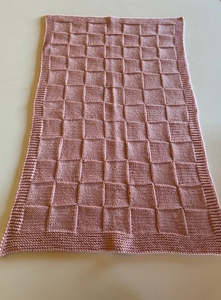 Hand Knit Blanket of Champions Pink (Ref Cha P)