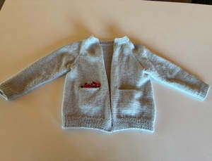 Hand Knit Market Place: Hand Knit Copenhagen Flowery Cardigan (Ref Cop)
