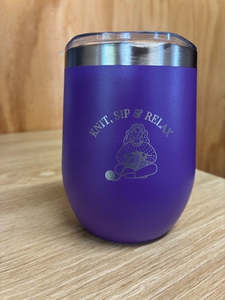 Gifts: Mugs Knitting Lady Purple (IMP 008)