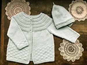 Lisa F Amelie Ann Cardigan and Hat  4 Ply BC86