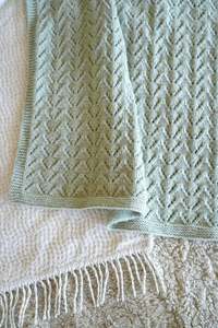Lisa F Vintage Lace Blanket BC139