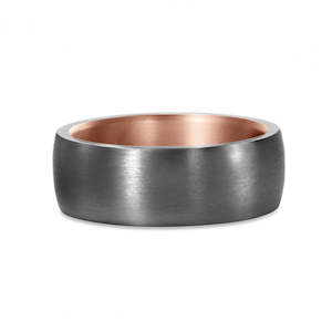 Mens Wedding Rings: 9ct Rose Gold & Carbon Wedder – 7mm – Size X