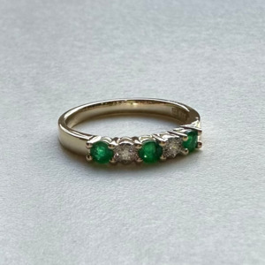 9ct Yellow & White Gold Emerald & Round Brilliant Cut Diamond Ring