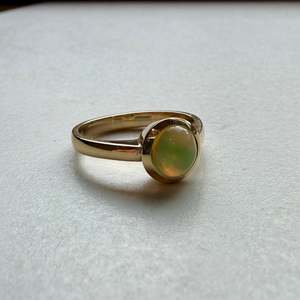9ct Yellow Gold Ethiopian Opal Ring