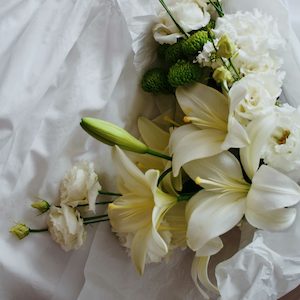 Products: White Lily & Rose Fragrance Oil - Candle Creations