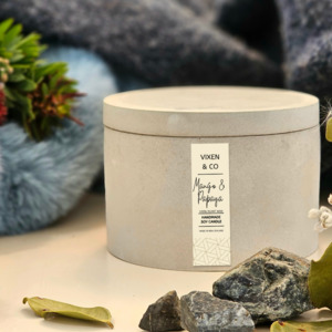 Luna Candle 350g: LUNA - Mango & Papaya