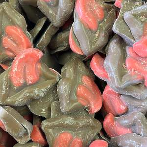 Chocolate: Chocolate Strawberry Choc Lips