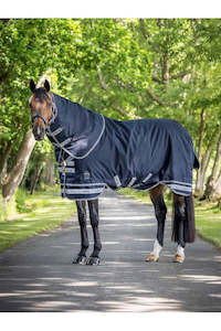 Horse Equipment 1: Arika Storm-Tek Rug 100g Navy MODEL 1