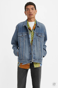 Casual Wear: Levi's Men's Trucker Jacket