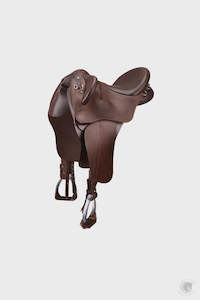 BATES KIMBERLEY SWINGING FENDER WITH HERITAGE LEATHER AND HART CLASSIC BROWN