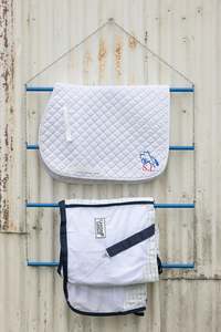 Saddle Blankets Pads: Hanging Rack