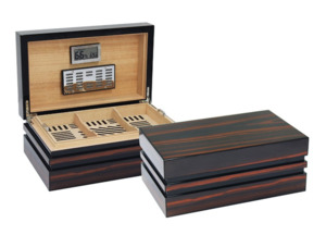 Humidors Desktop Large: BastionBloc - Ebony Bloc Style desktop humidor (~120 count)