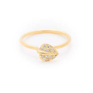 Products: Diamond yellow gold leaf ring