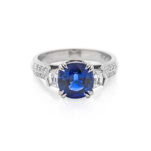 Sapphire Rings And Pendants: Trapezoid treasure