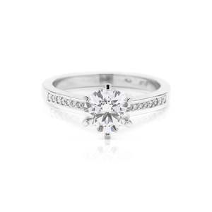 Engagement Rings Nz: Classic Elegance